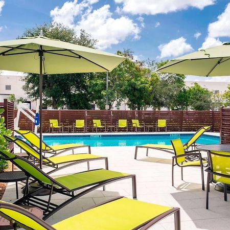 Springhill Suites By Marriott Miami Doral Exterior foto